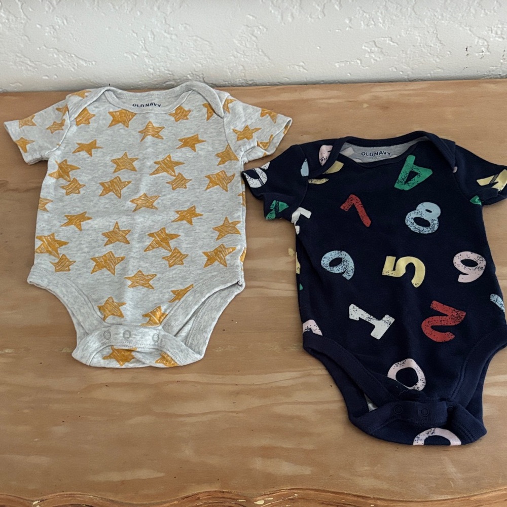 Old Navy Colorful Baby Outfit Collection - Picture 5 of 11